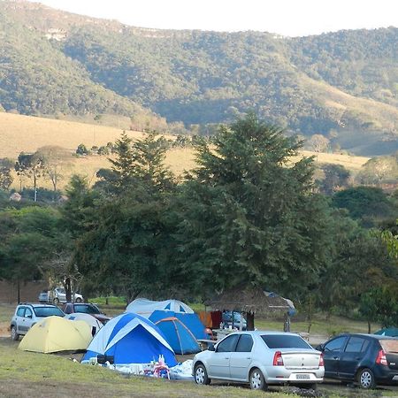 Camping Do Noel - Chales São Tomé das Letras Bagian luar foto